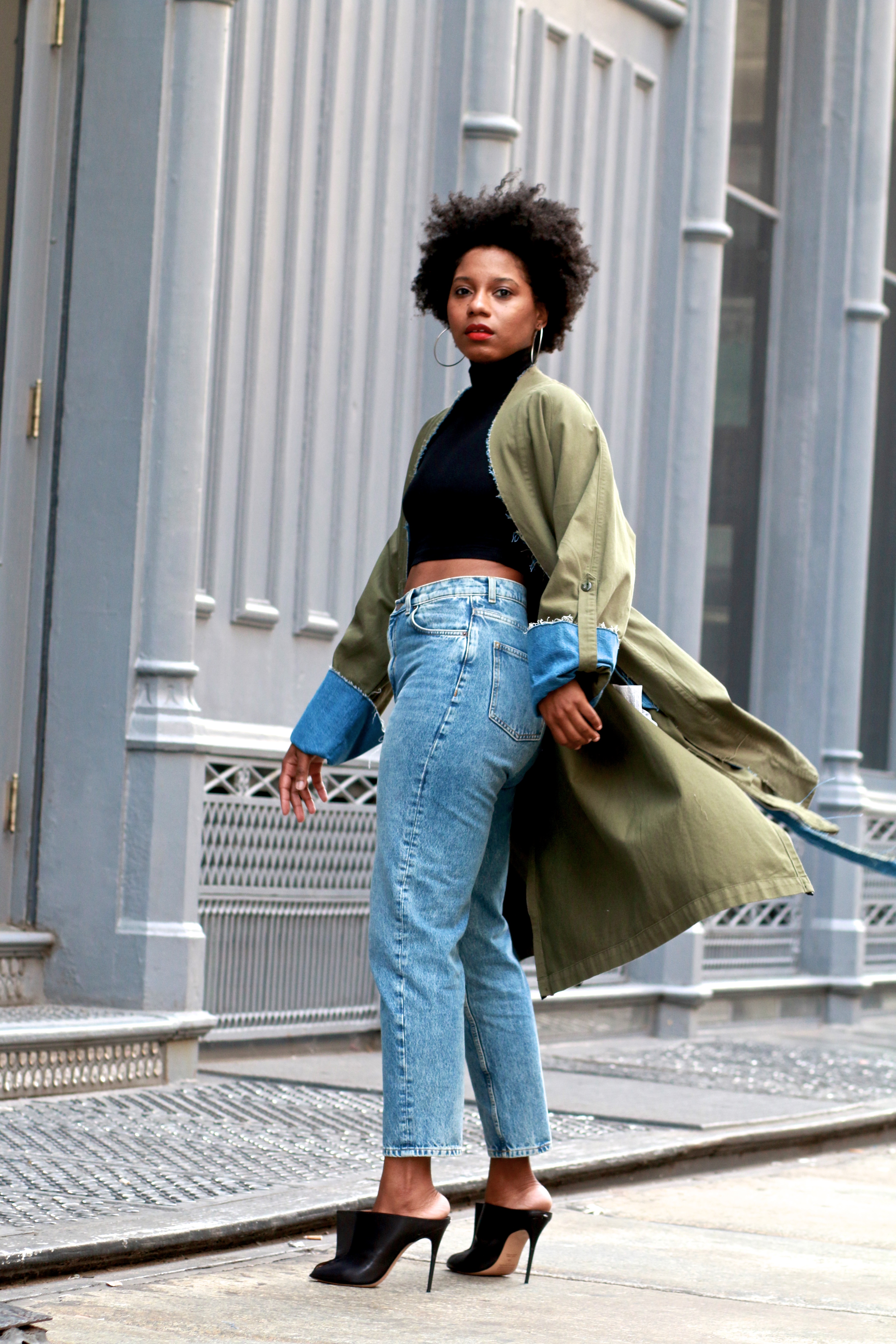 best shoes to wear with mom jeans